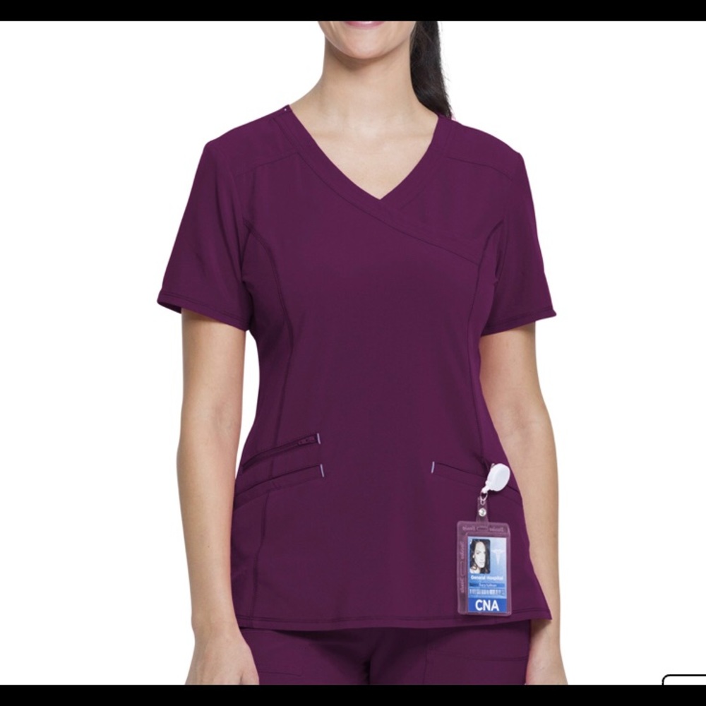 Scrub set